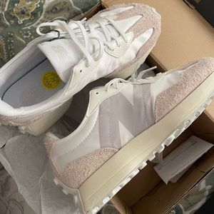 New balance 327. Brand new